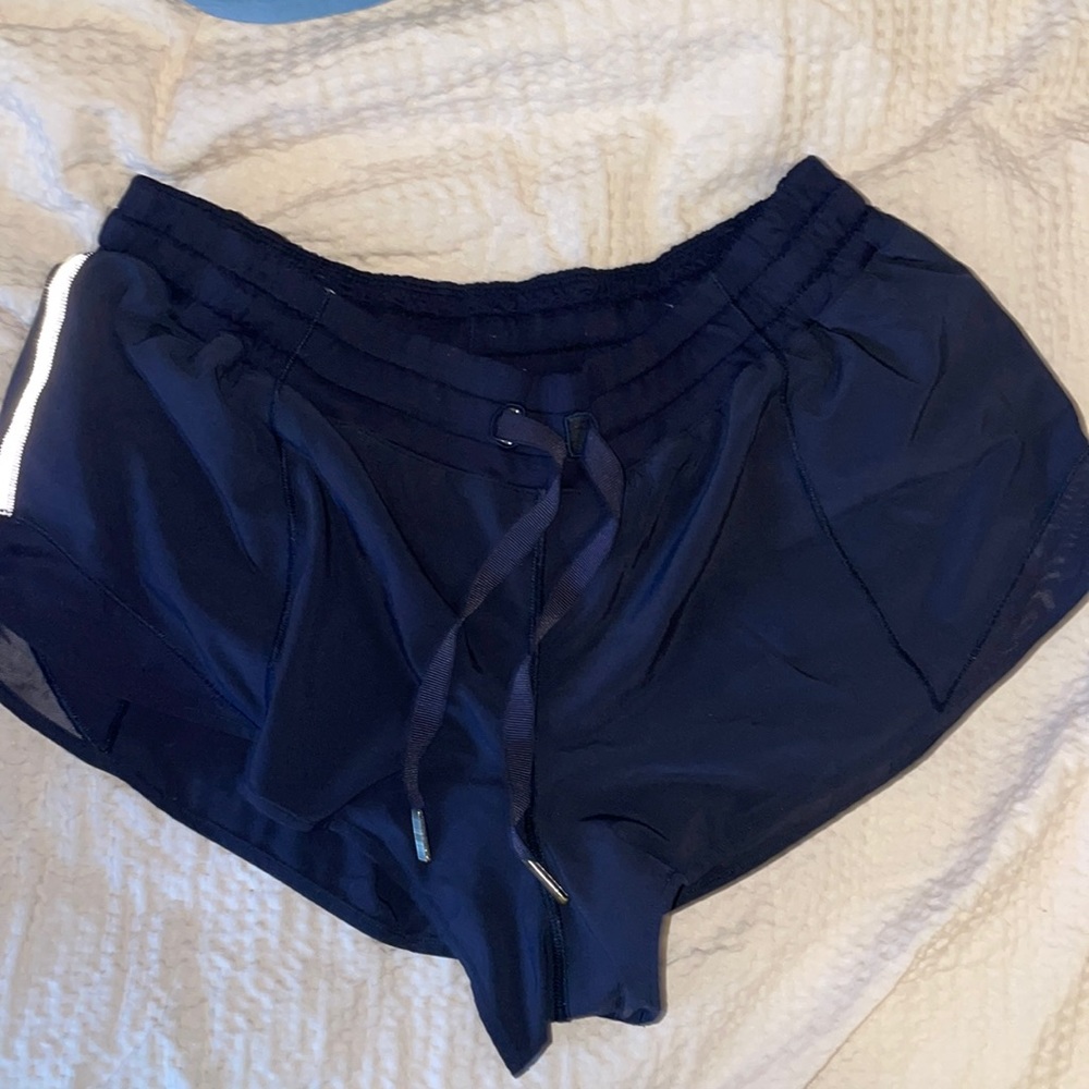Hotty Hot 2.5 Inch Lululemon